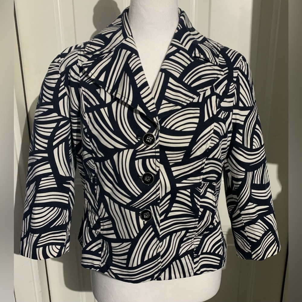 Rafaela Black/ White Blazer- Size Petite M
